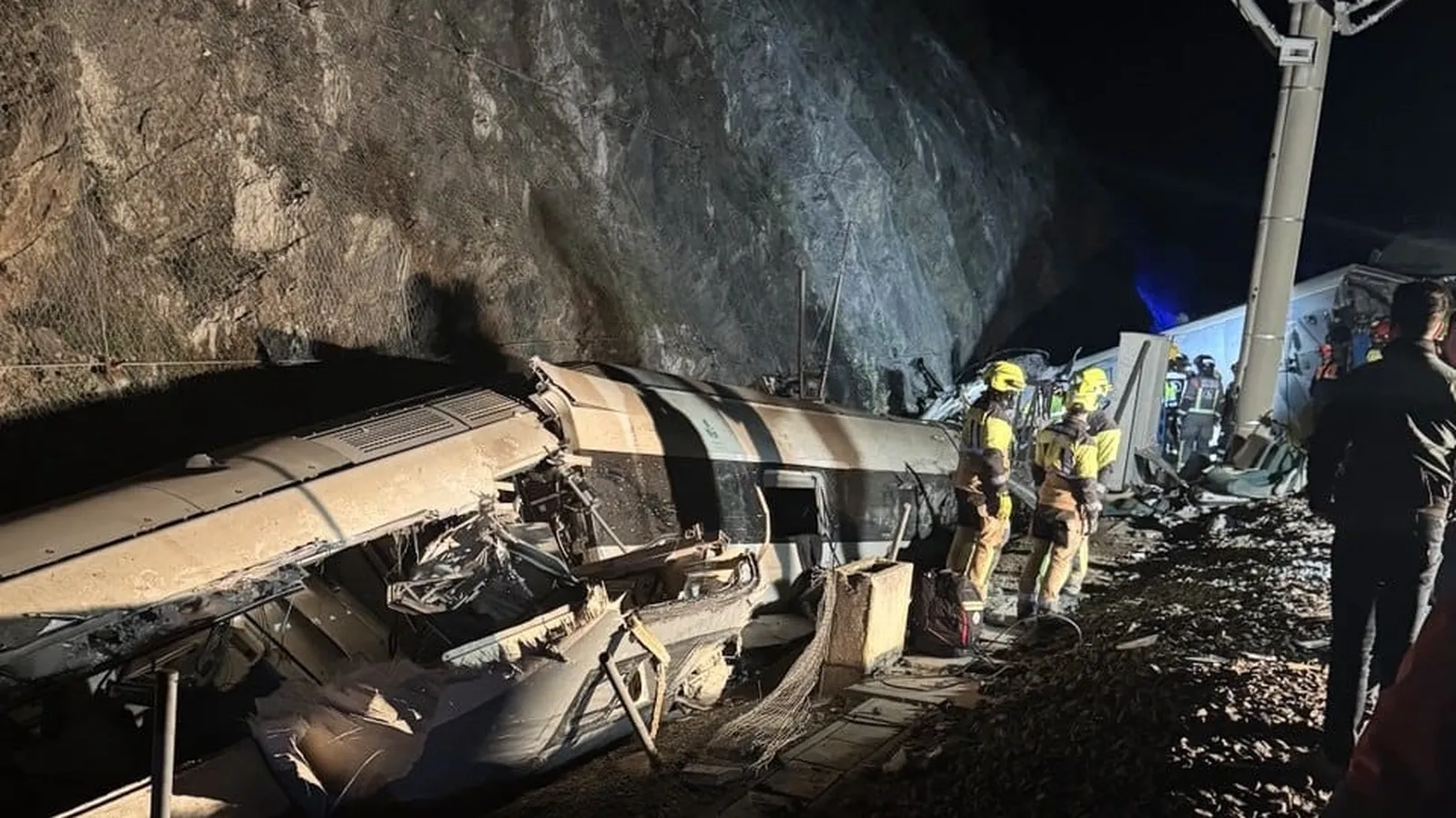 ACCIDENTE TREN ADAMUZ